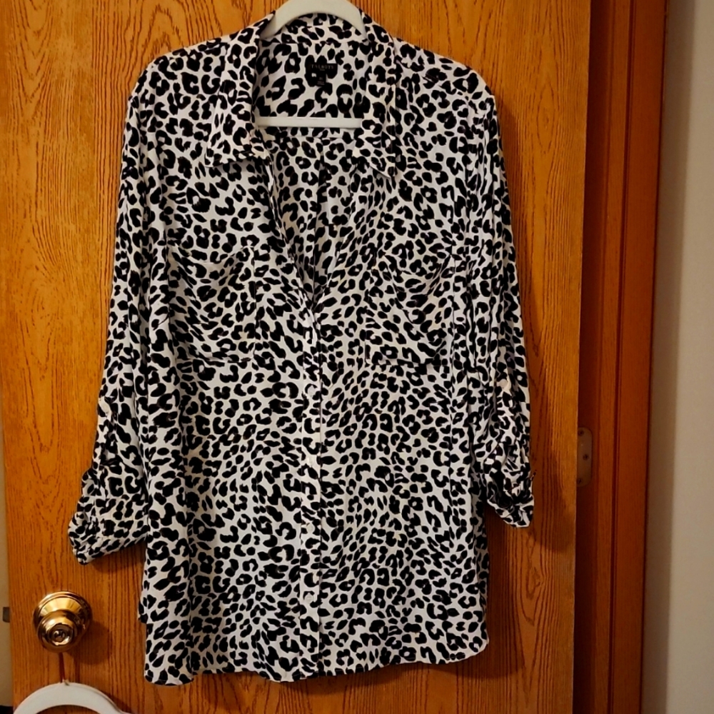 Talbots animal print blouse, size 3X.